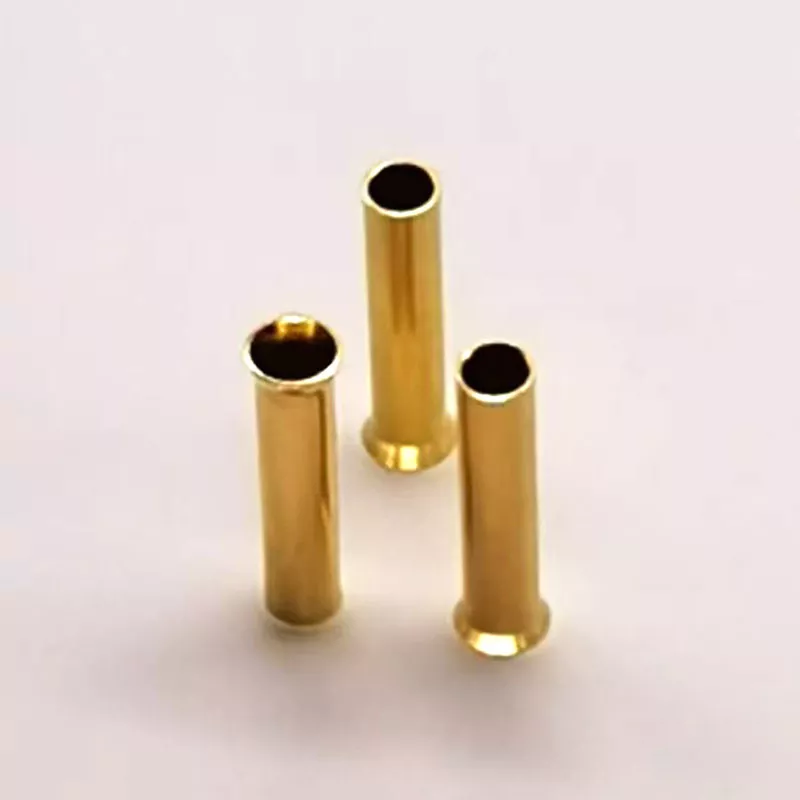 Cobre estampado profundamente
